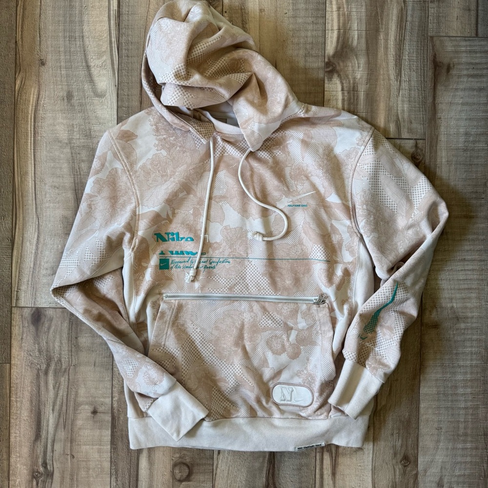 Men's Nike Dri-Fit Standard Issue AOP Halftone Grid Hoodie Large